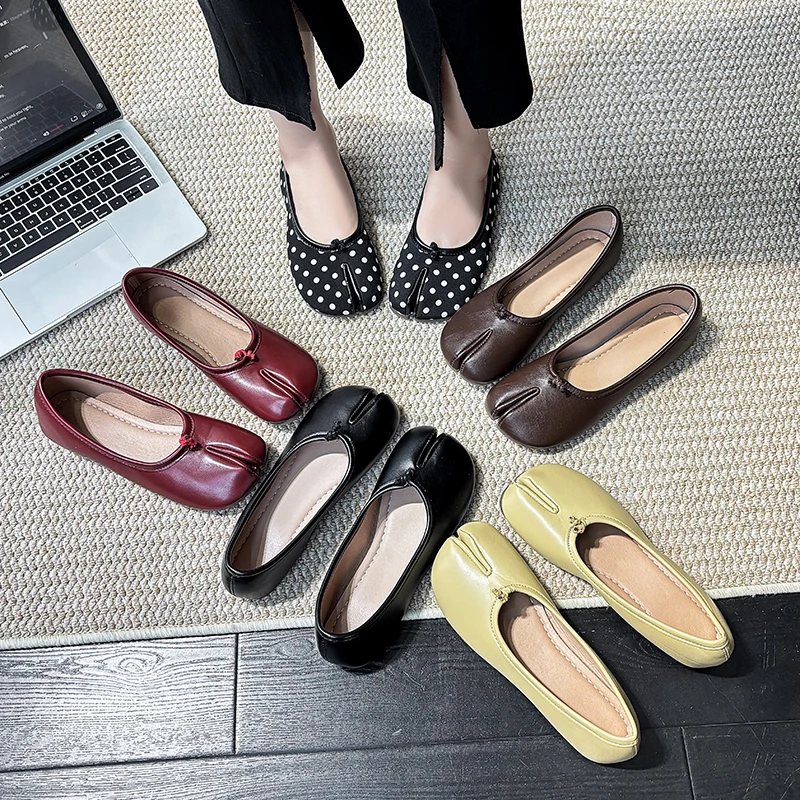 Japanese Style Tabi Ninja Shoes Women Cozy PU Leather Flats Split
